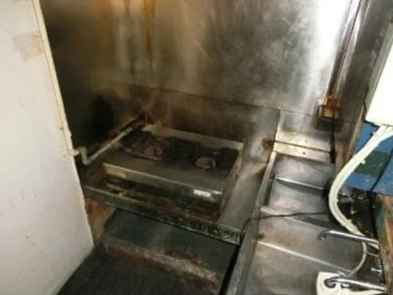 立会川のスナック・パブ居抜きの内装