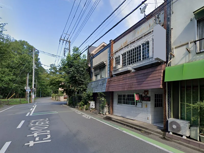 鷹の台のカフェ・喫茶店居抜きの外観