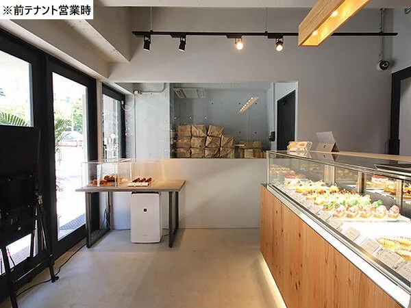 牛込柳町の居抜き店舗の内装