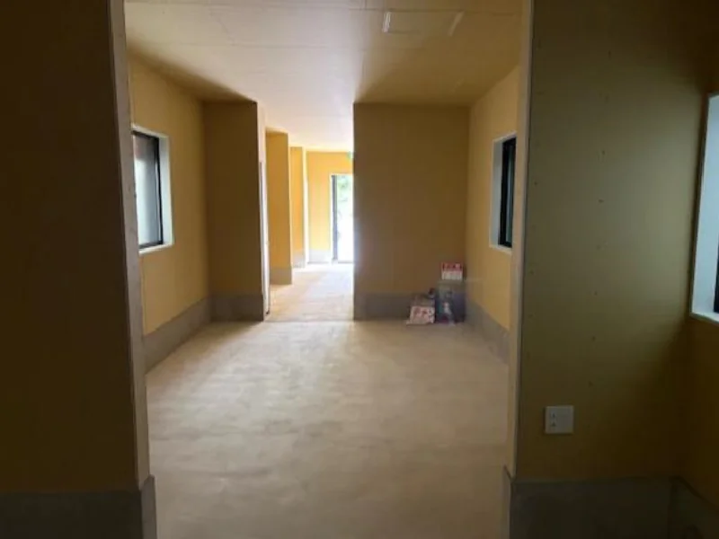 貸店舗(スケルトン)の内装