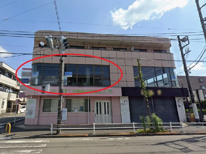 貸店舗(スケルトン)の外観