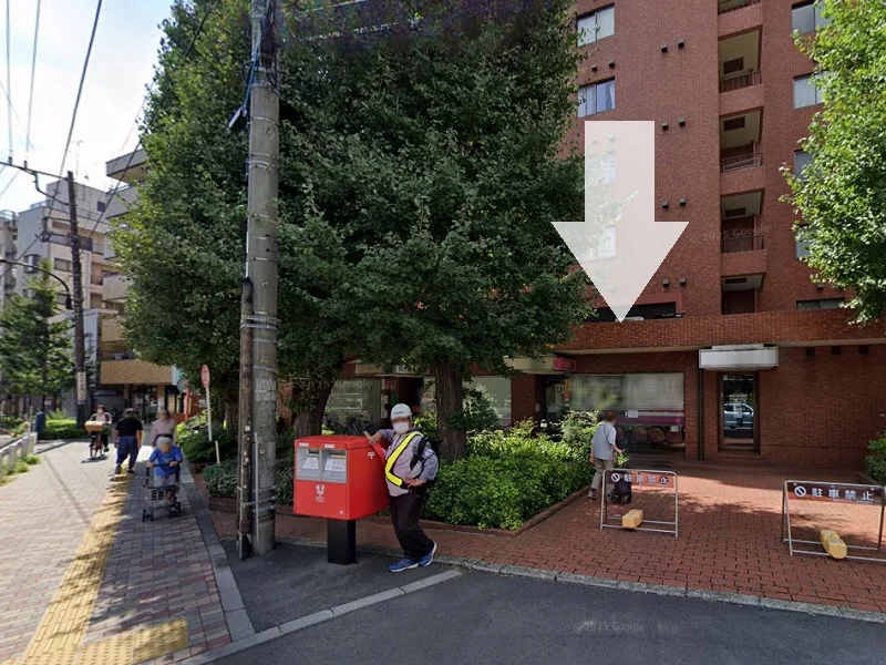 貸店舗(スケルトン)の外観