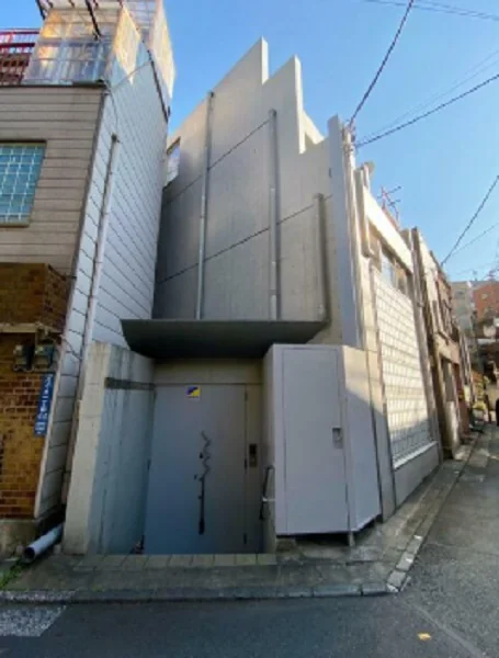 代々木の事務所仕様物件の外観