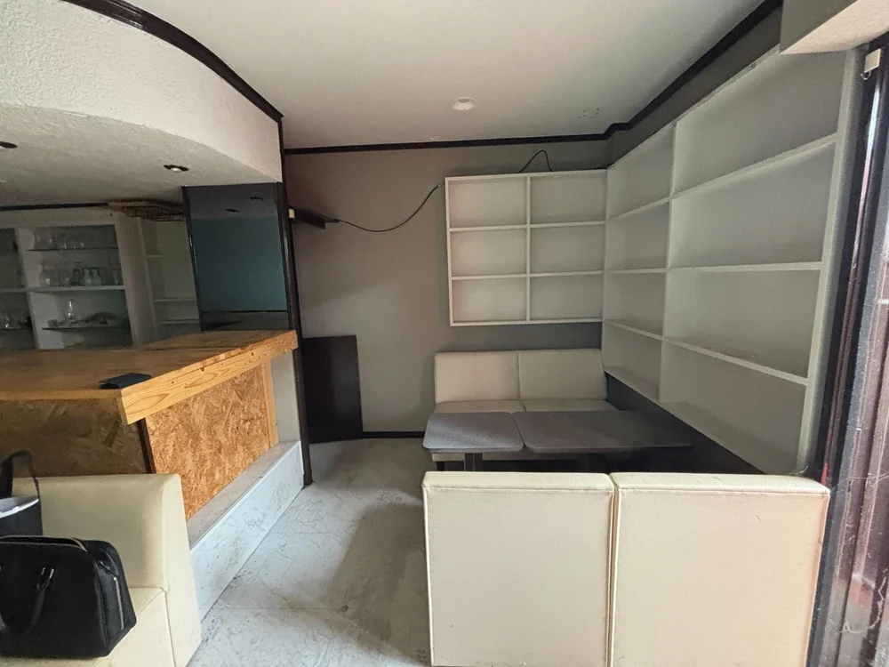 スナック・パブの居抜き物件の内装