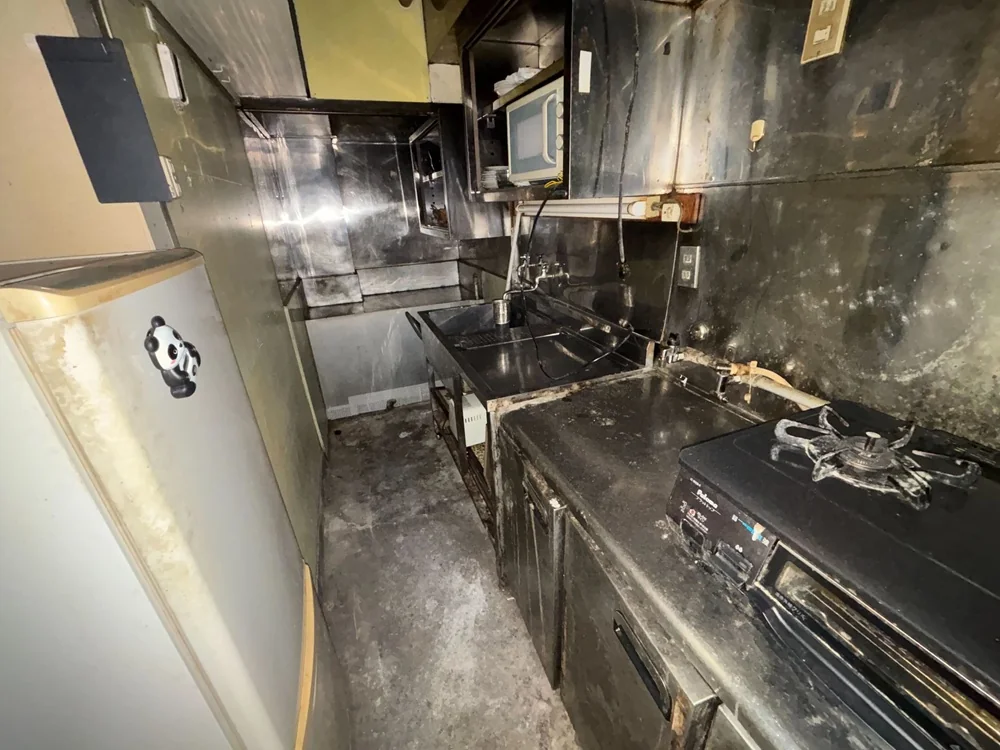 スナック・パブの居抜き物件の厨房