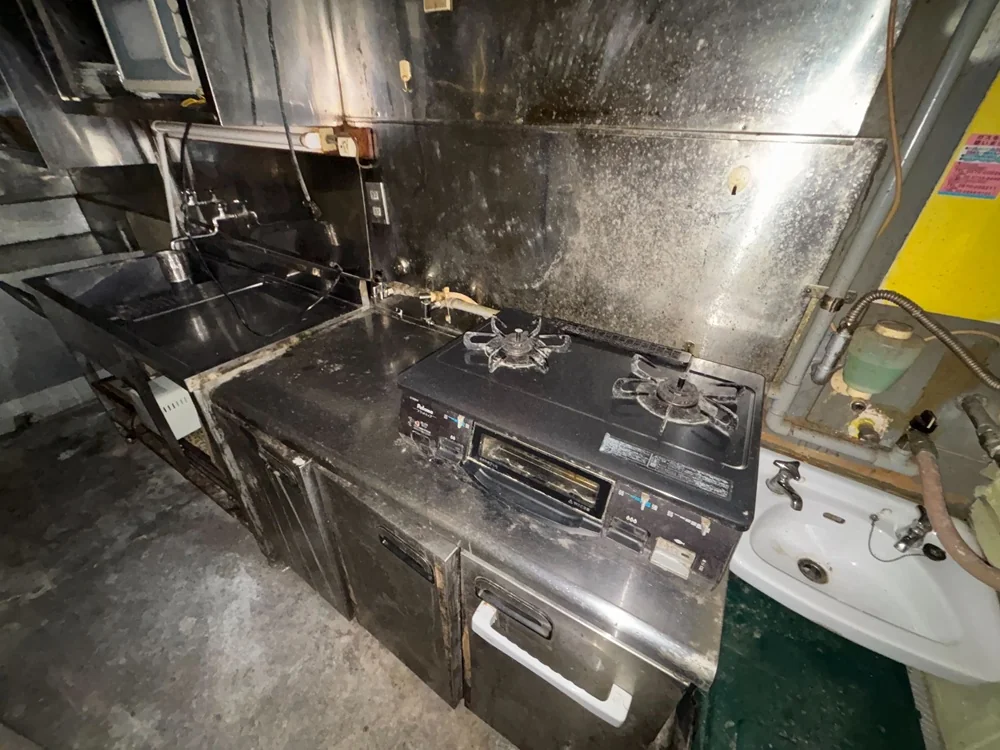 スナック・パブの居抜き物件の厨房