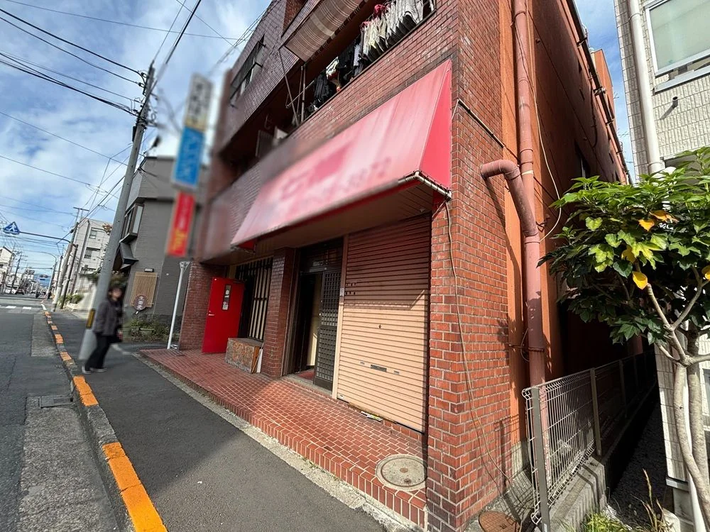 スナック・パブの居抜き物件の外観