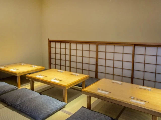 うどん・そばの居抜き物件の内装