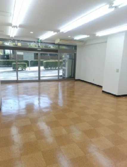 唐木田の事務所仕様店舗物件の内装
