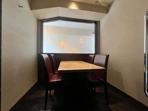 草加の居抜き店舗の内装