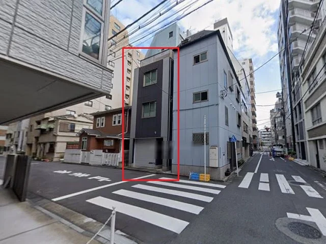 浜町の事務所仕様店舗物件の外観