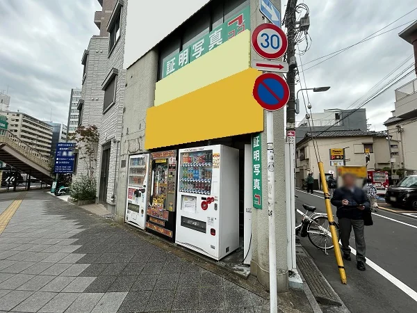 貸店舗(スケルトン)の外観
