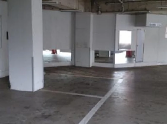 貸店舗(事務所仕様)の内装