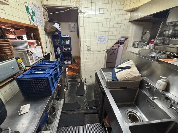 イタリアンの居抜き物件の厨房