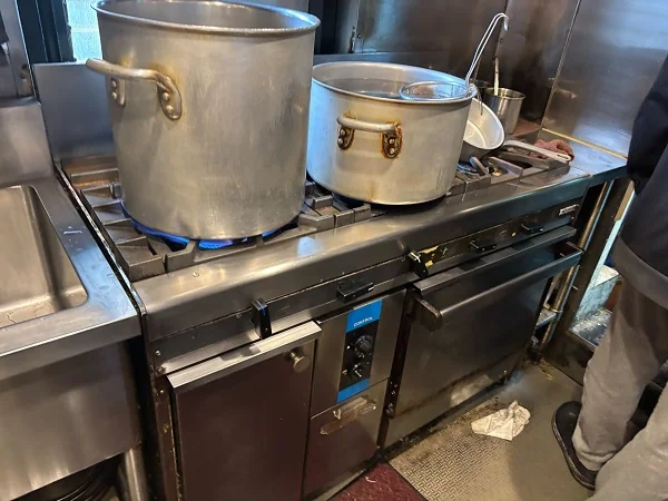 新所沢のイタリアン居抜きの内装