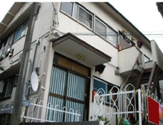 弘明寺の事務所仕様店舗物件の外観