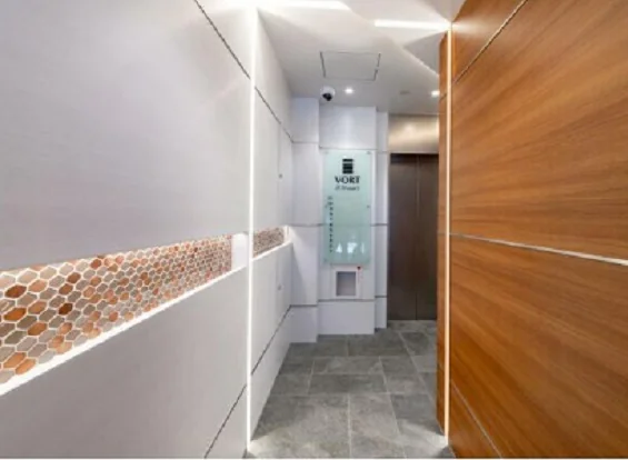 貸店舗(事務所仕様)のエントランス