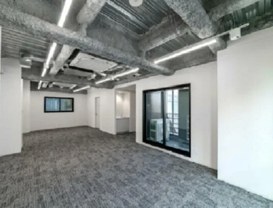 貸店舗(事務所仕様)の内装