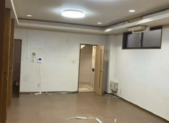 西新宿五丁目の事務所仕様物件の内装