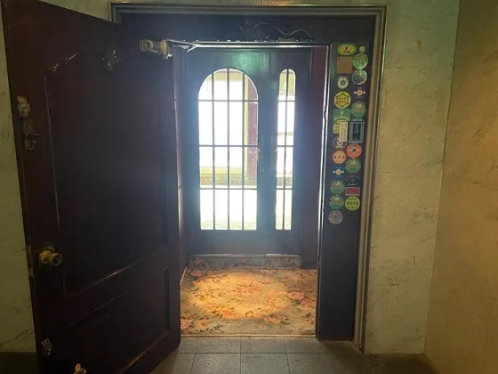 六本木のBAR・ショットバー居抜きのエントランス