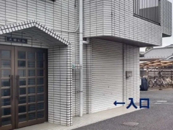 貸店舗(スケルトン)の外観