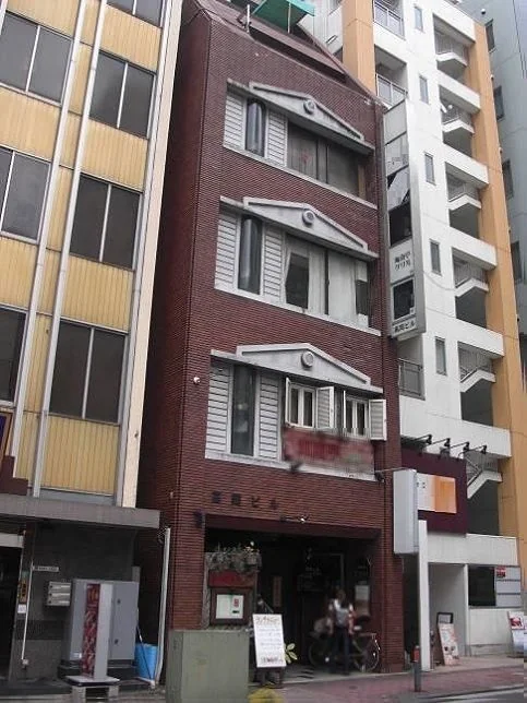 関内の居抜き店舗の外観