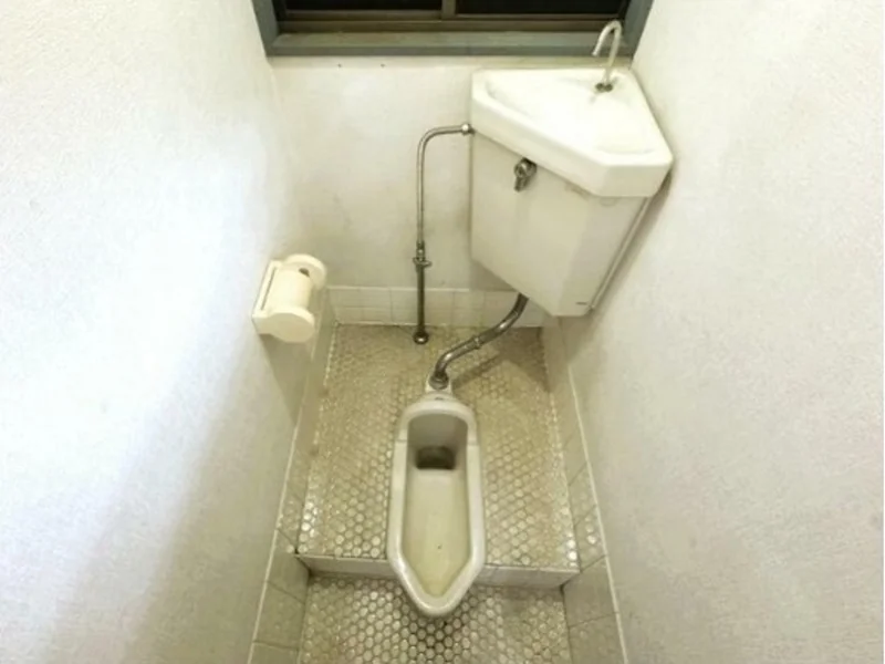 霞ヶ関の事務所仕様店舗物件の内装