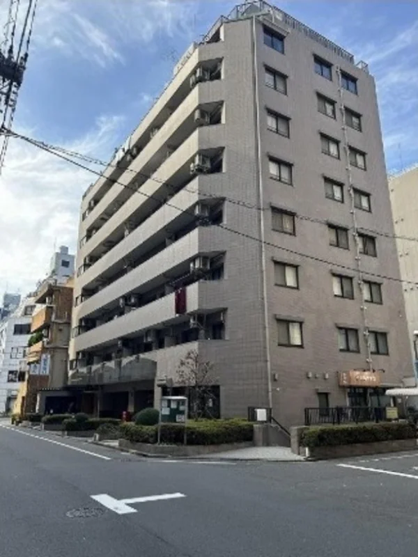 亀戸のスケルトン店舗物件の外観