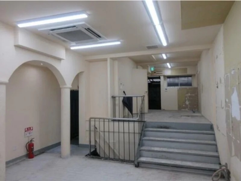 貸店舗(事務所仕様)の内装