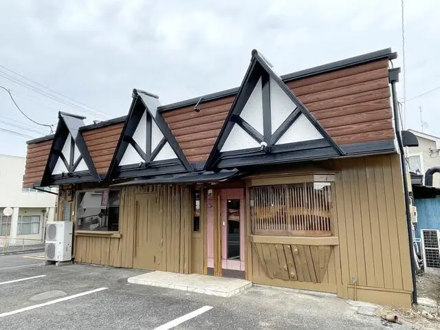 下山口の居抜き店舗の外観