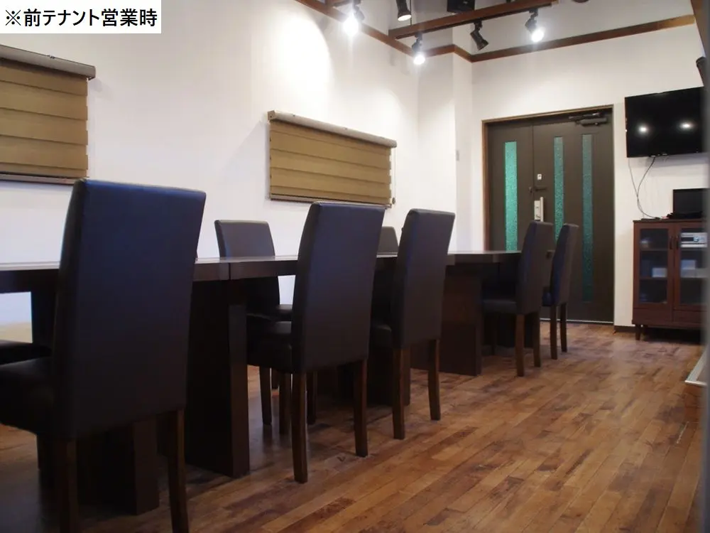 ダイニングバーの居抜き物件の内装