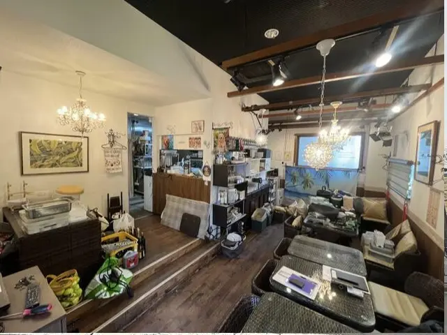 ダイニングバーの居抜き物件の内装