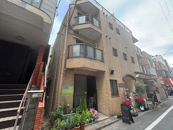 中野富士見町のスケルトン物件の外観