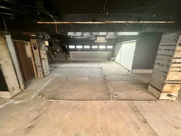 広尾のスケルトン物件の内装