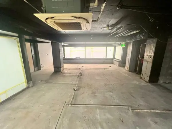 広尾のスケルトン物件の内装