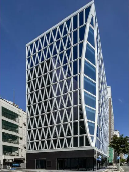 貸店舗(スケルトン)の外観