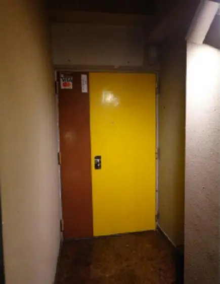 錦糸町のスケルトン物件のエントランス