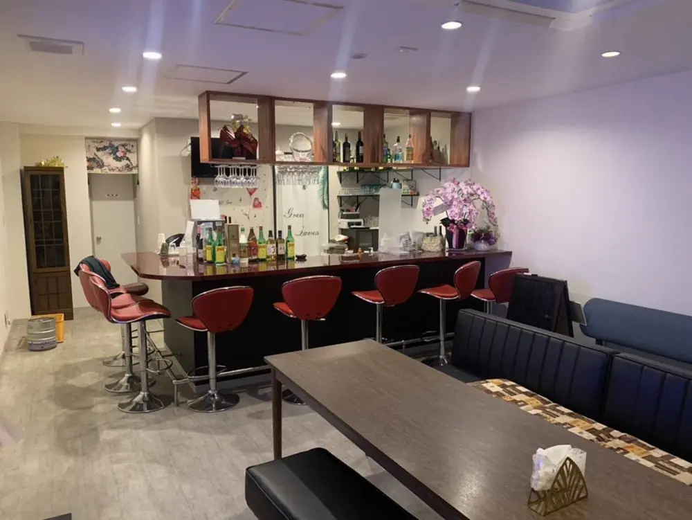 大神宮下のBAR・ショットバー居抜きの内装