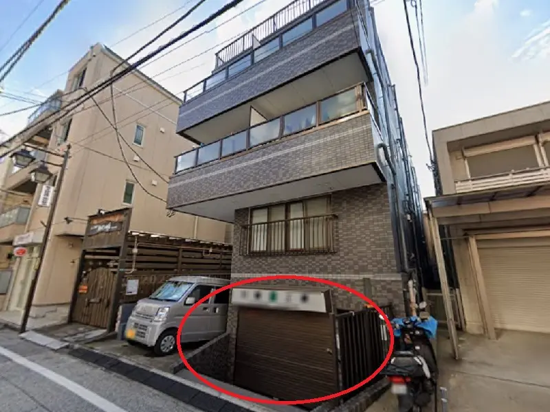 貸店舗(スケルトン)の外観