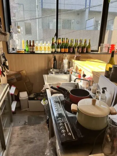 スナック・パブの居抜き物件の厨房