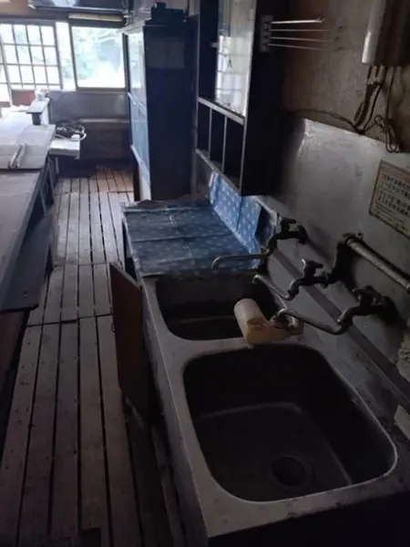 江戸川台の居抜き店舗の厨房