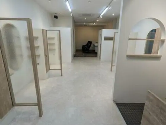 美容室・理容室の居抜き物件の内装