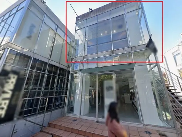 明治神宮前〈原宿〉のスケルトン物件の外観