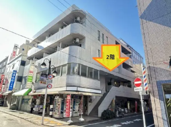 久米川のスケルトン店舗物件の外観