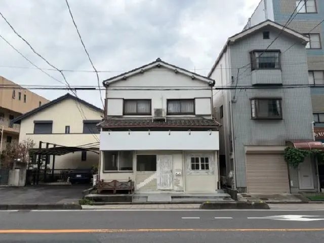 川口のスケルトン店舗物件の外観