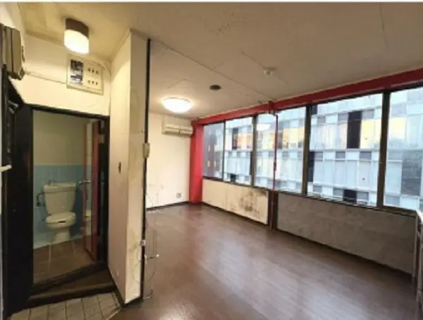 東銀座の事務所仕様店舗物件の内装