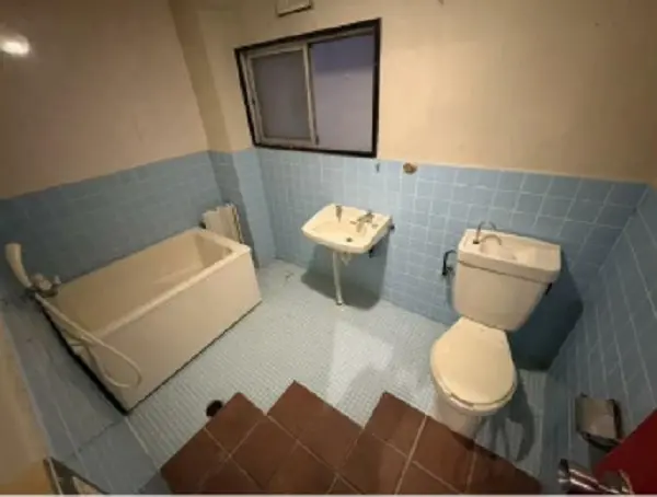 東銀座の事務所仕様店舗物件のトイレ