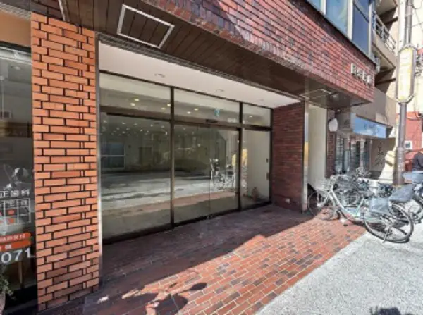 武蔵新城の事務所仕様店舗物件の外観