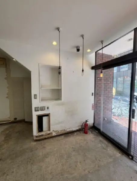 貸店舗(事務所仕様)の内装