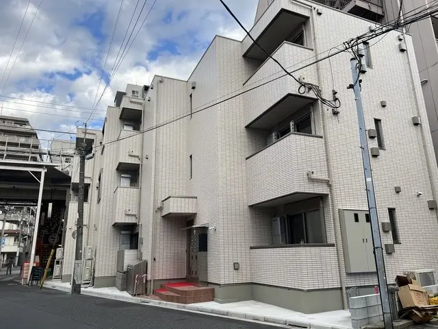 貸店舗(スケルトン)の外観